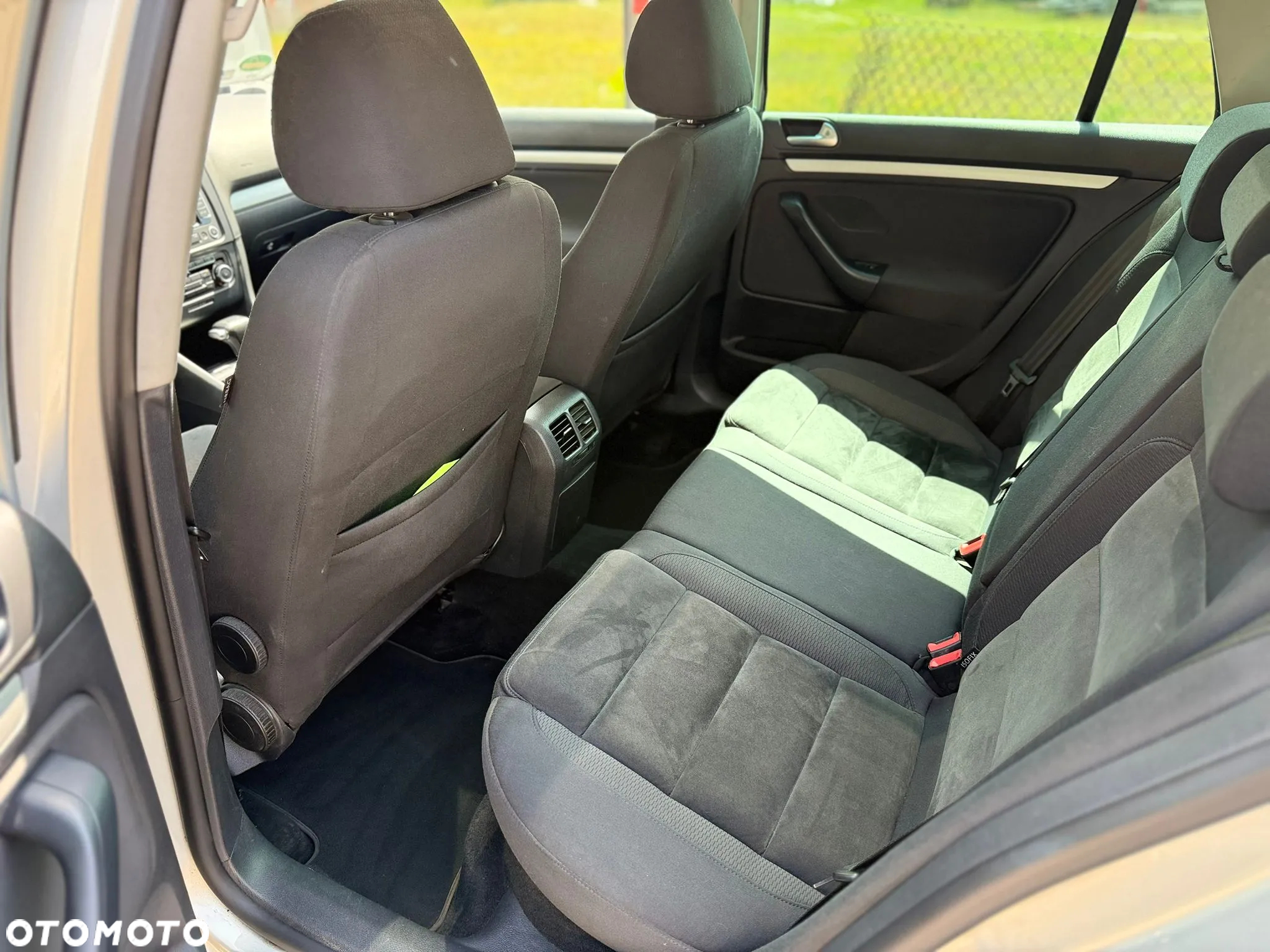 Volkswagen Golf VI 1.4 TSI Highline DSG - 8