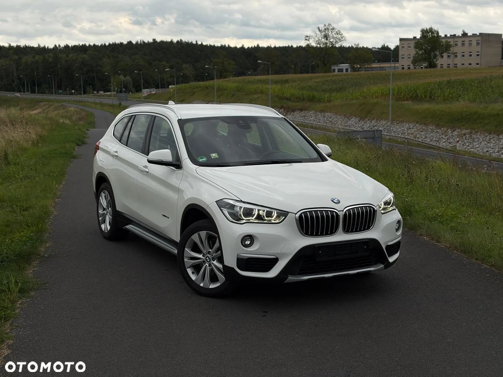 BMW X1 sDrive18i - 35