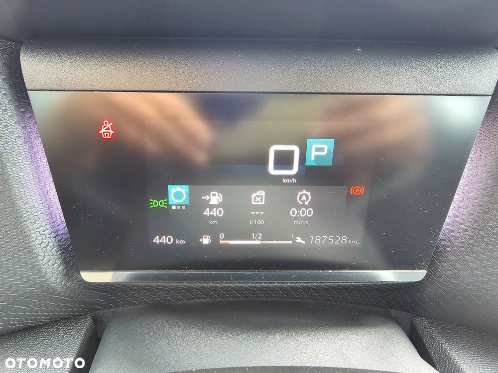 Citroën C4 BlueHDi 130 Stop&Start EAT8 SHINE - 21