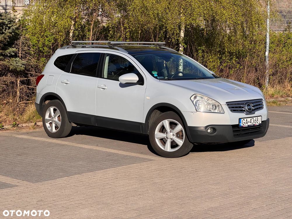 Nissan Qashqai+2 2.0 Visia - 1
