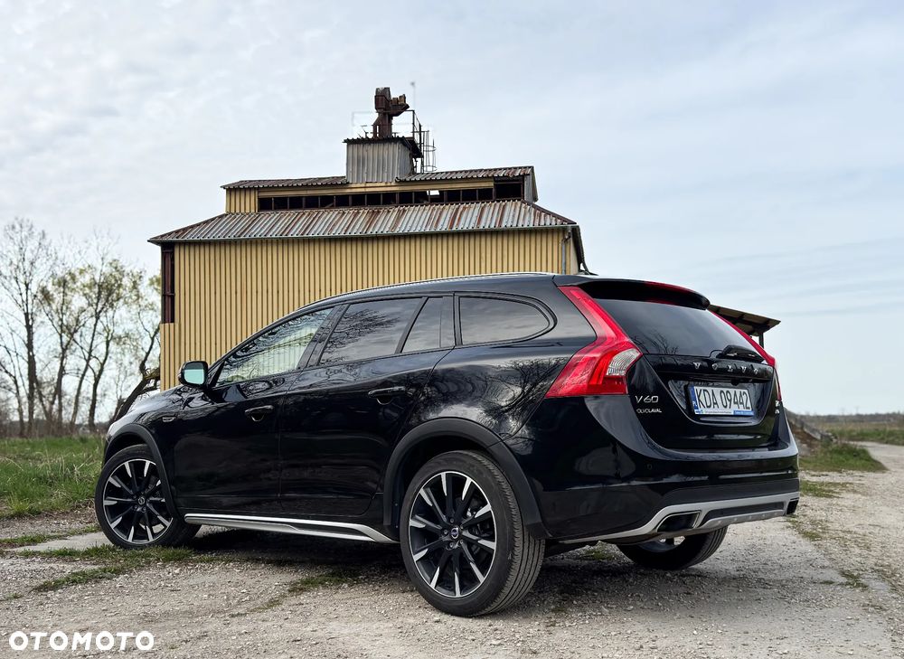 Volvo V60 T5 Geartronic Summum - 3