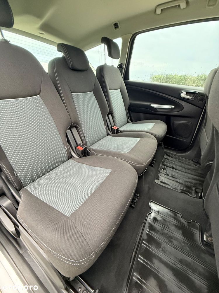 Ford S-Max 2.0 TDCi DPF Titanium - 15
