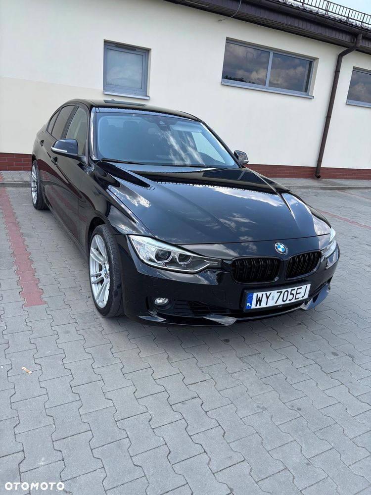 BMW Seria 3 330d - 16