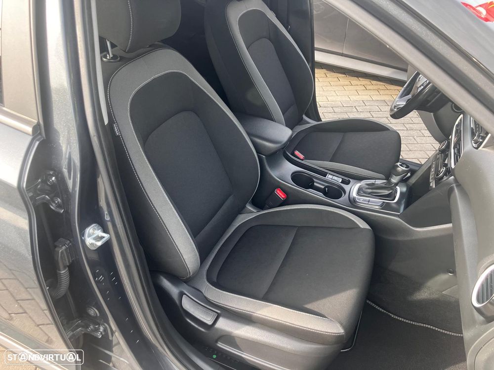 Hyundai Kauai 1.6 GDi HEV Premium - 21