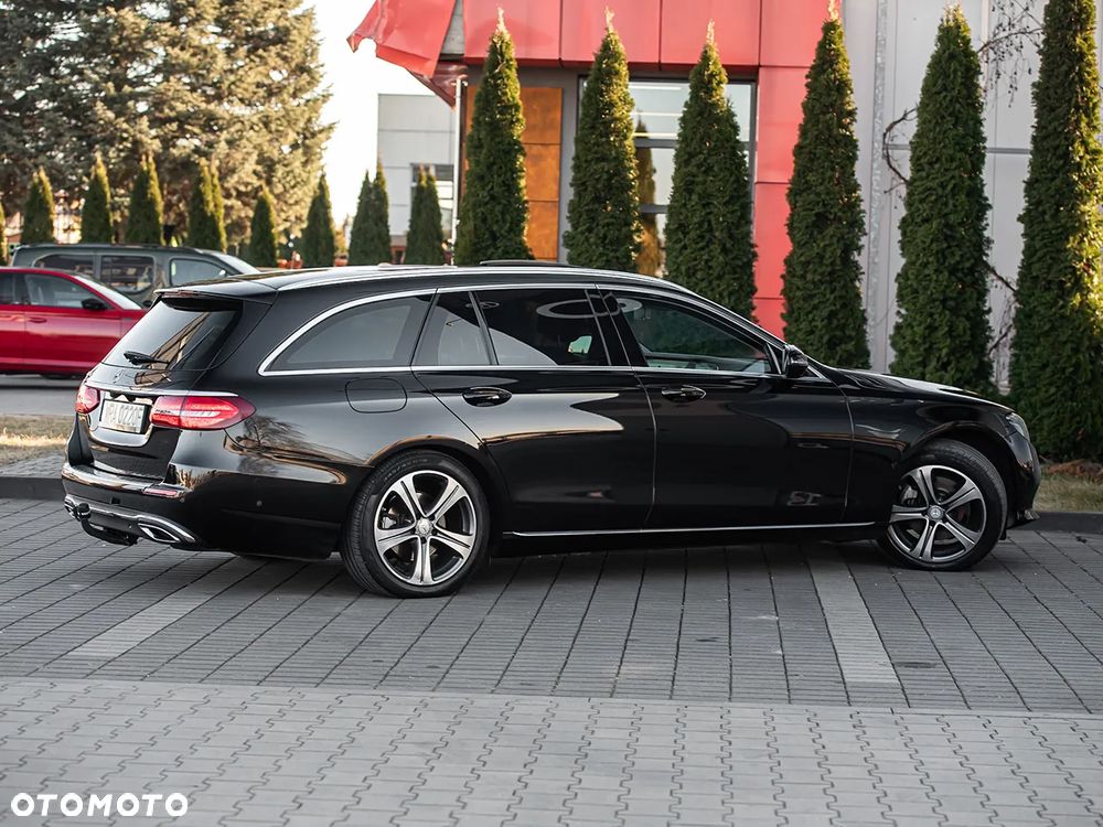Mercedes-Benz Klasa E 220 d Business Edition 9G-TRONIC - 14