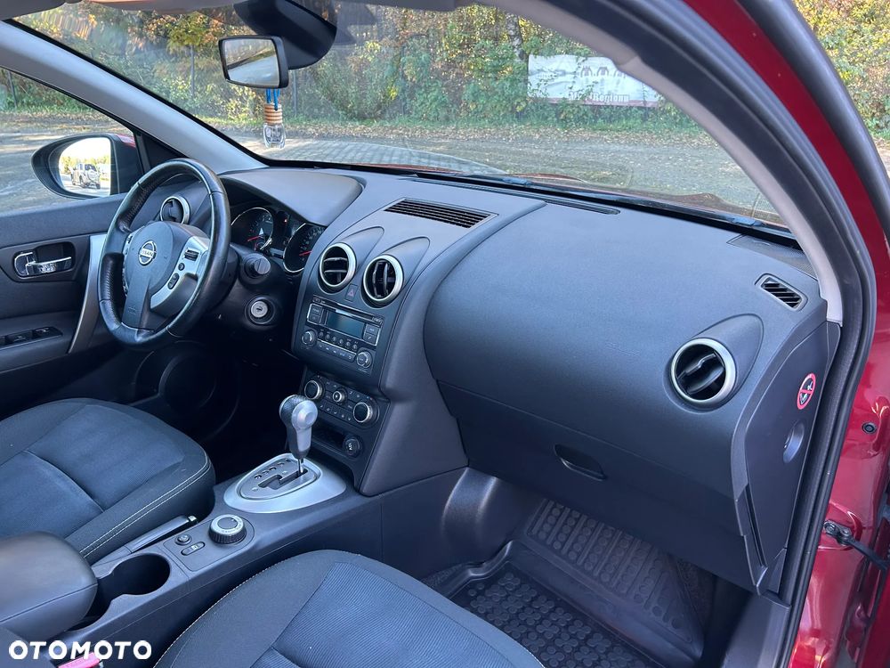 Nissan Qashqai - 4