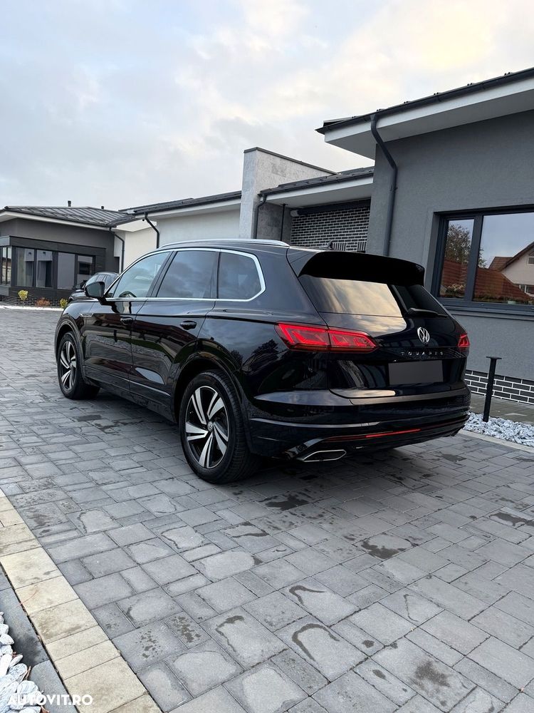 Volkswagen Touareg 3.0 V6 TDI SCR 4Motion Automatik R-Line - 2