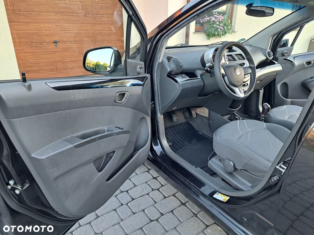 Chevrolet Spark 1.0 LT - 15