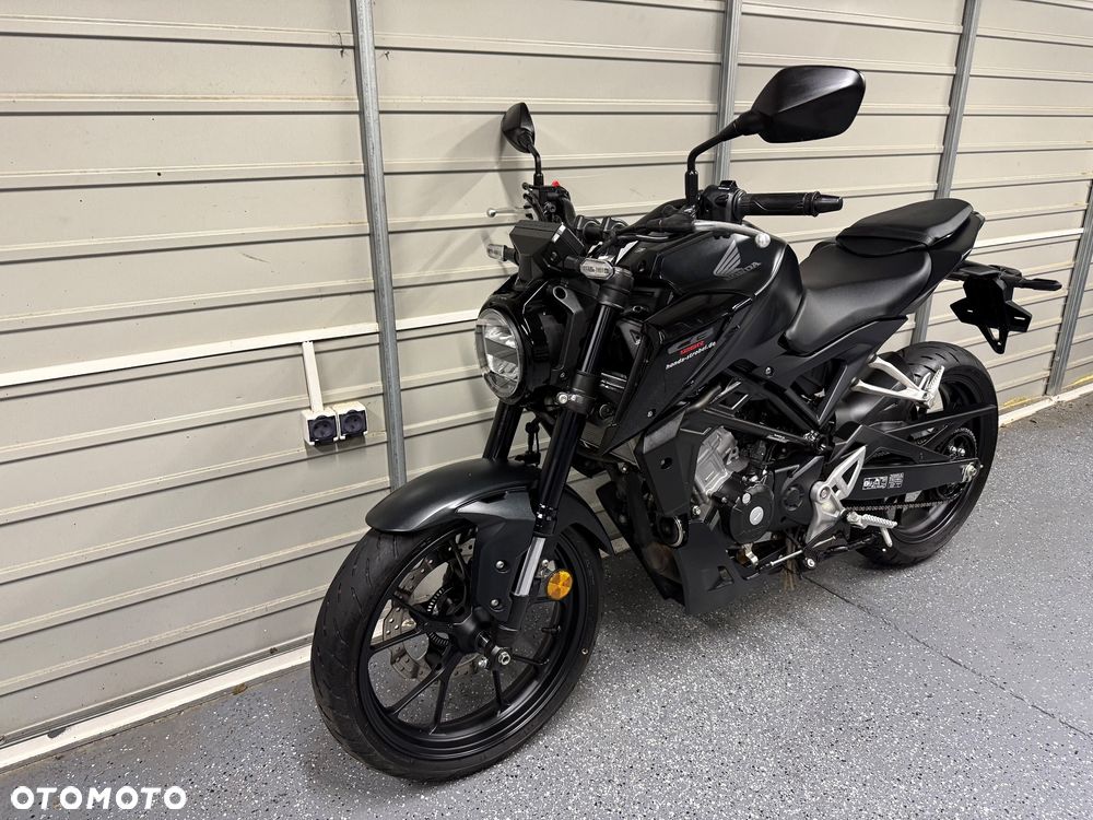 Honda CB - 10