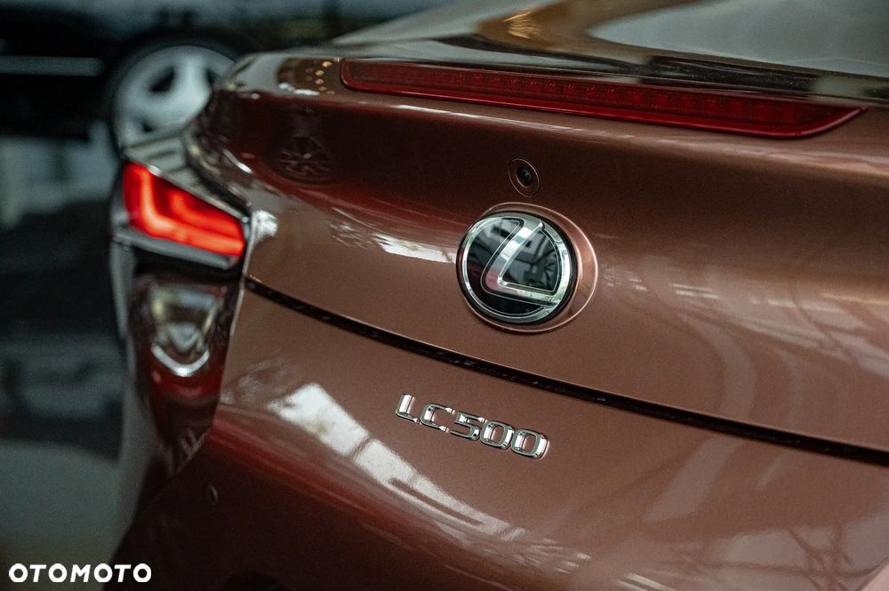 Lexus LC 500 Superturismo - 11