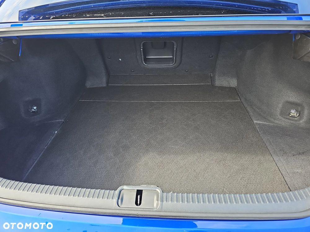 Lexus ES 300h F Sport - 19