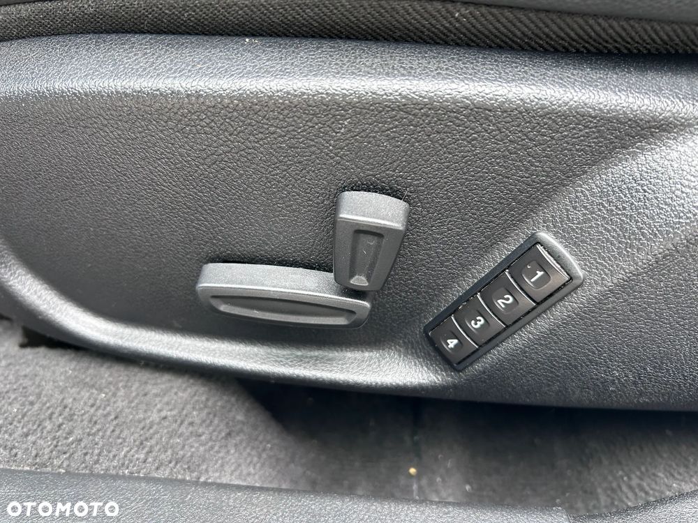 Ford Mondeo 2.2 TDCi Titanium S - 29