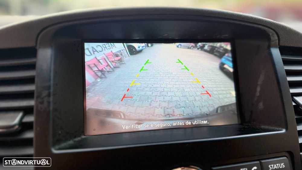 Nissan Navara 3.0 dCi V6 CD LE AT 4WD - 3