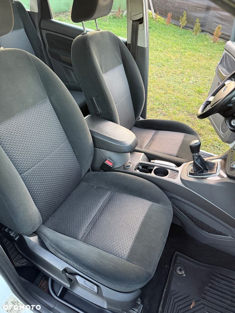 Ford C-MAX 1.6 TDCi Ghia - 19