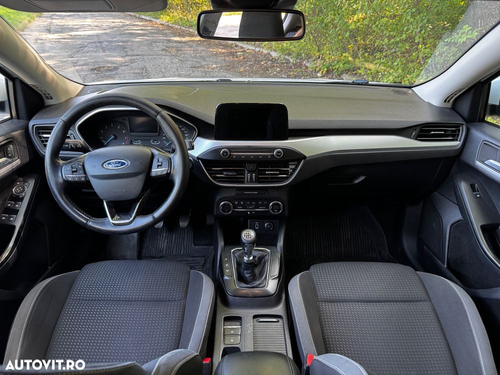 Ford Focus 1.0 EcoBoost Active Business - 3