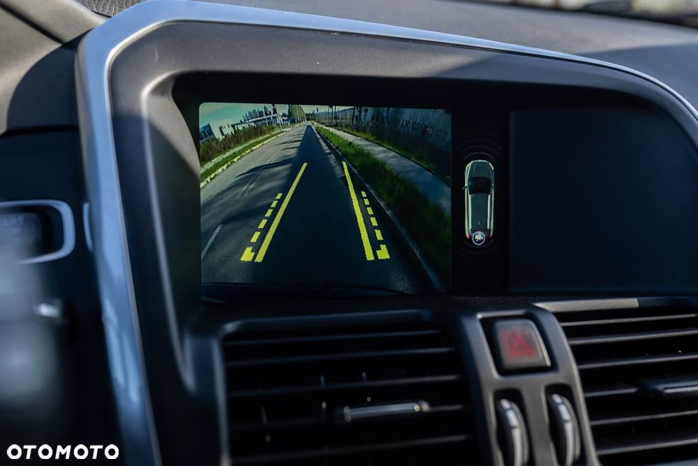 Volvo XC 60 D4 Summum - 17