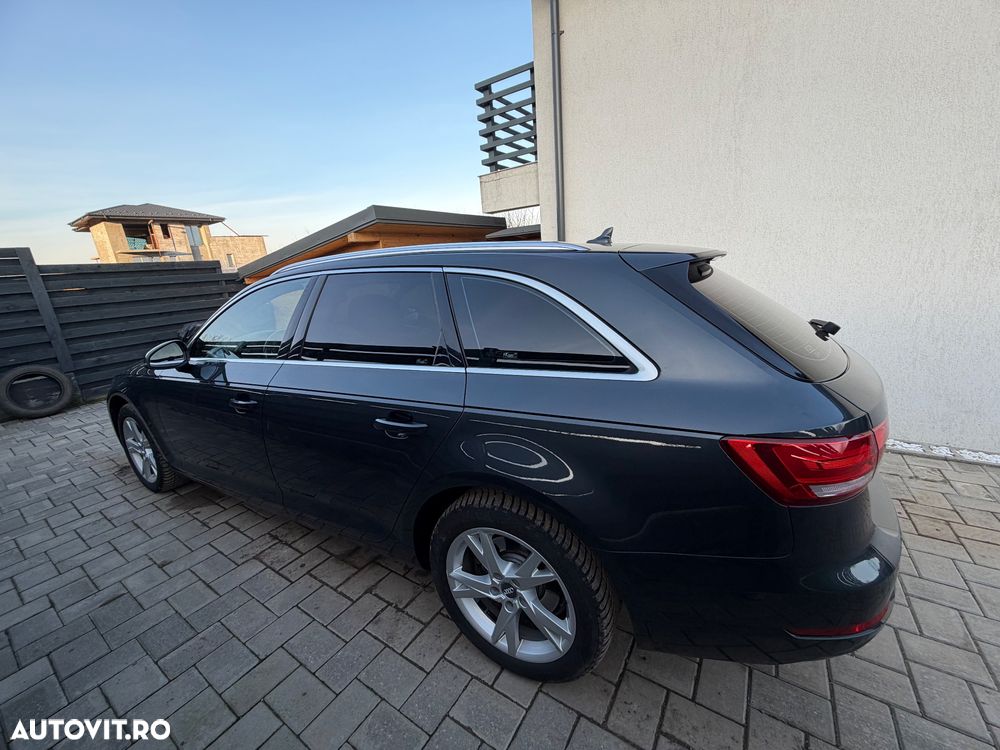 Audi A4 Avant 2.0 TDI S tronic quattro - 11