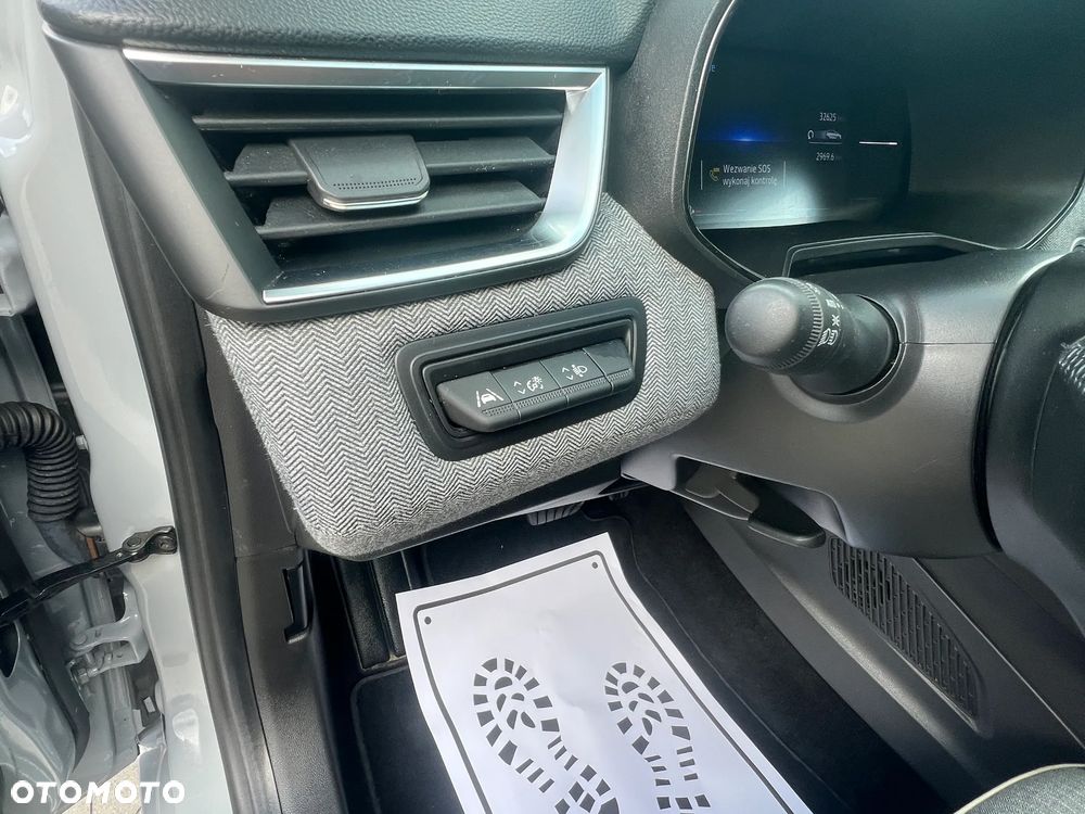 Renault Clio - 17
