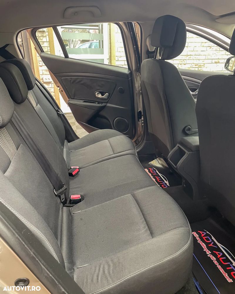 Renault Megane 1.5 dCi Authentique - 10