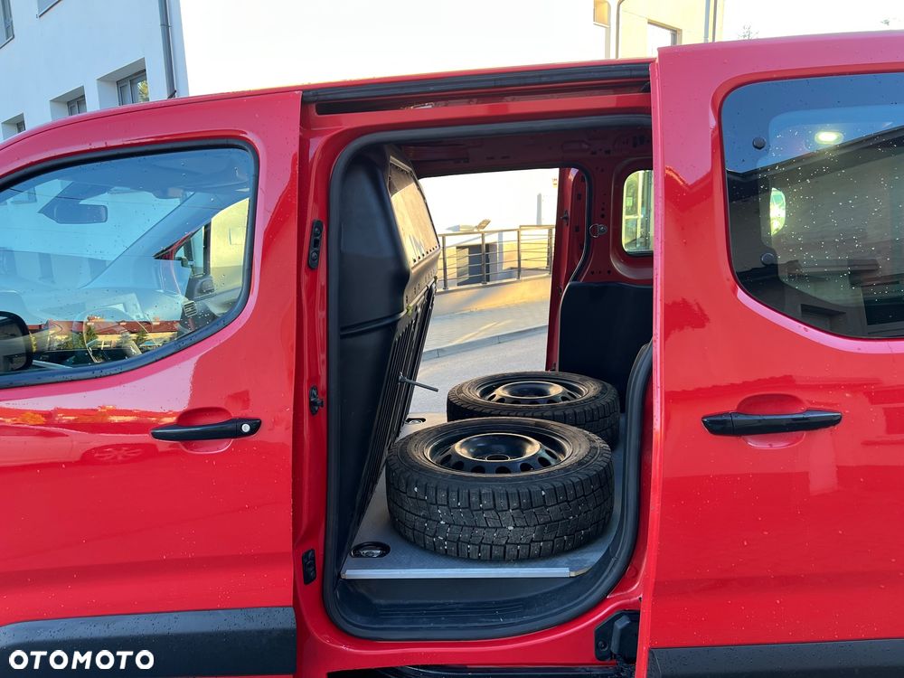Peugeot Partner Dangel - 19
