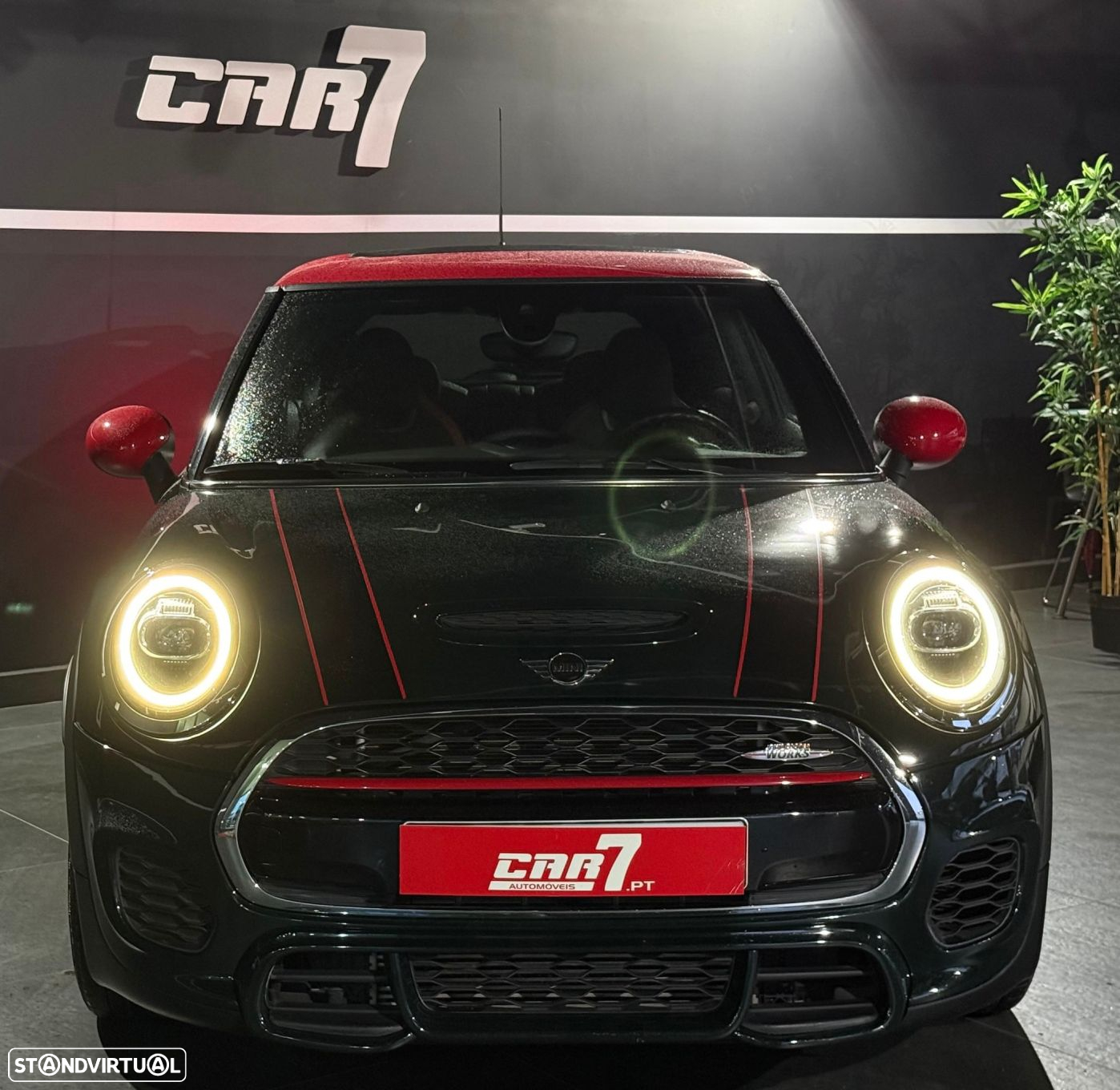 MINI 3 Portas John Cooper Works Plus Auto Desportiva - 2