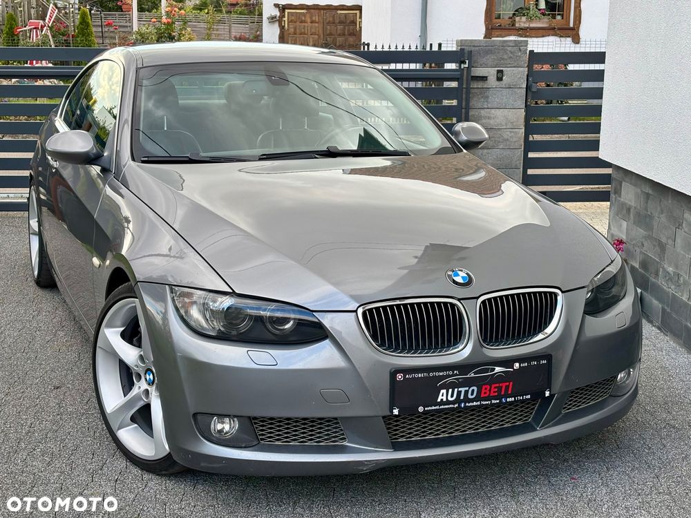 BMW Seria 3 335i Coupe - 8