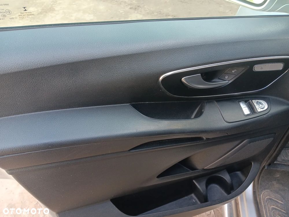 Mercedes-Benz Vito CDI Mixto 447.701 - 10