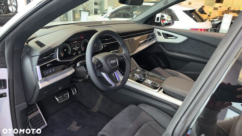 Audi Q8 - 7