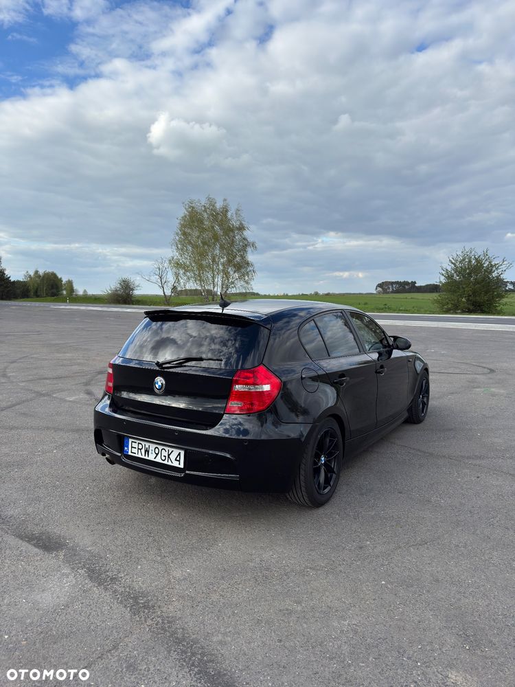 BMW Seria 1 118d DPF - 6