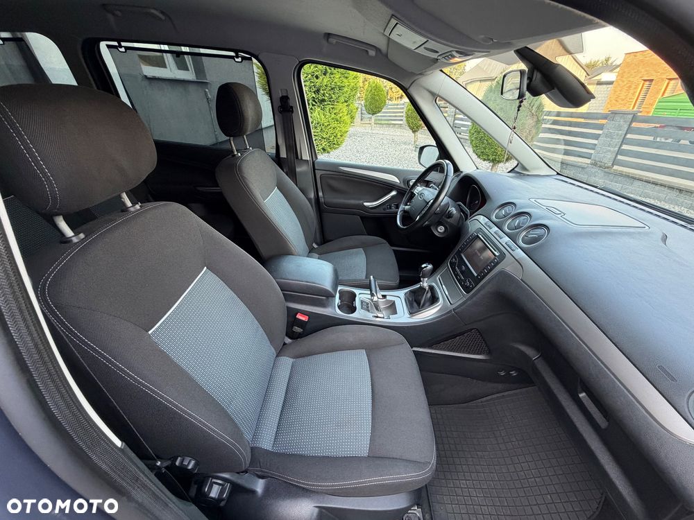Ford Galaxy 2.0 TDCi Titanium - 17