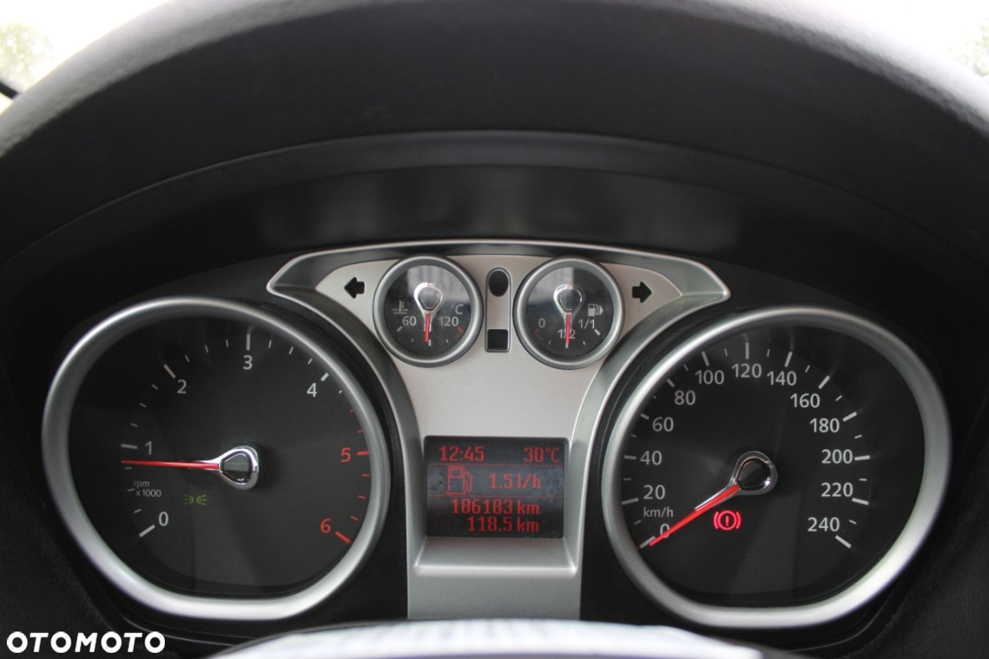 Ford Kuga - 38