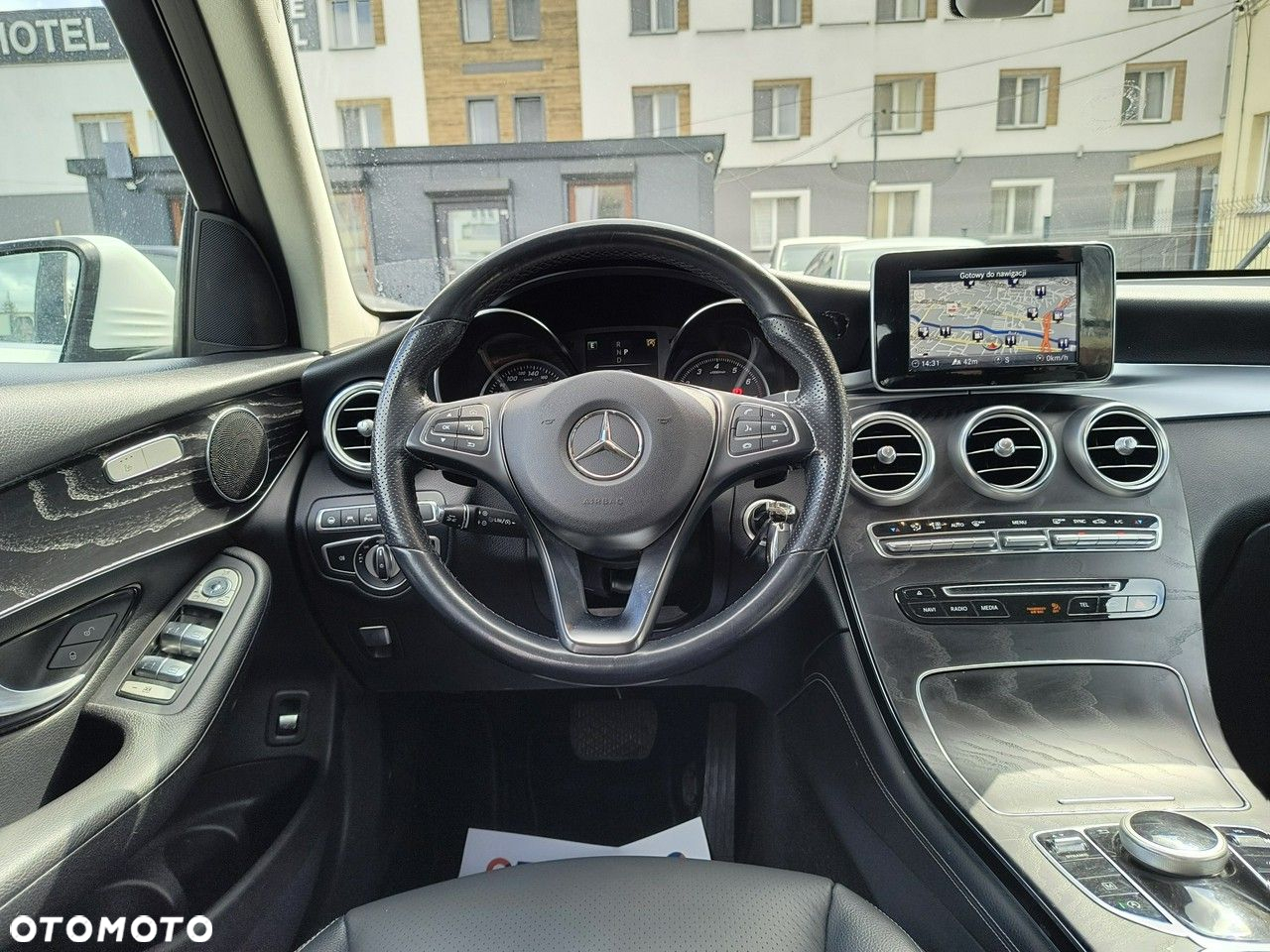 Mercedes-Benz GLC - 20