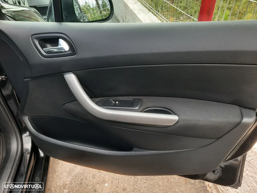 Peugeot 308 1.6 HDi Sport - 25