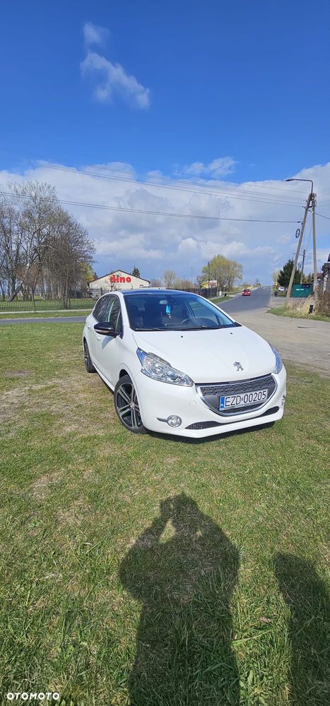 Peugeot 208 82 VTI Allure - 2