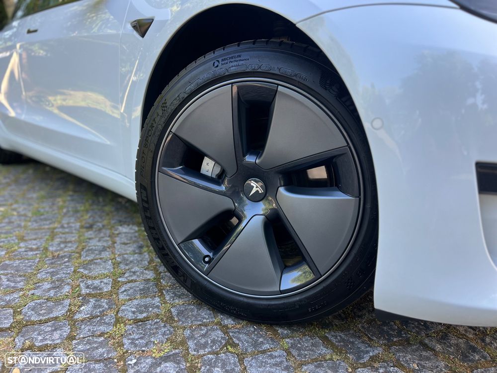 Tesla Model 3 Standard Range Plus RWD - 4