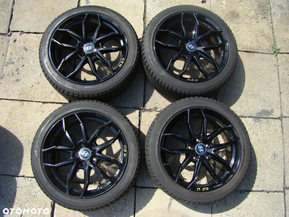 a80 5x114,3 Hyundai i40 Kona 8jx18 opony zima 225/45 czujniki TPMS - 1