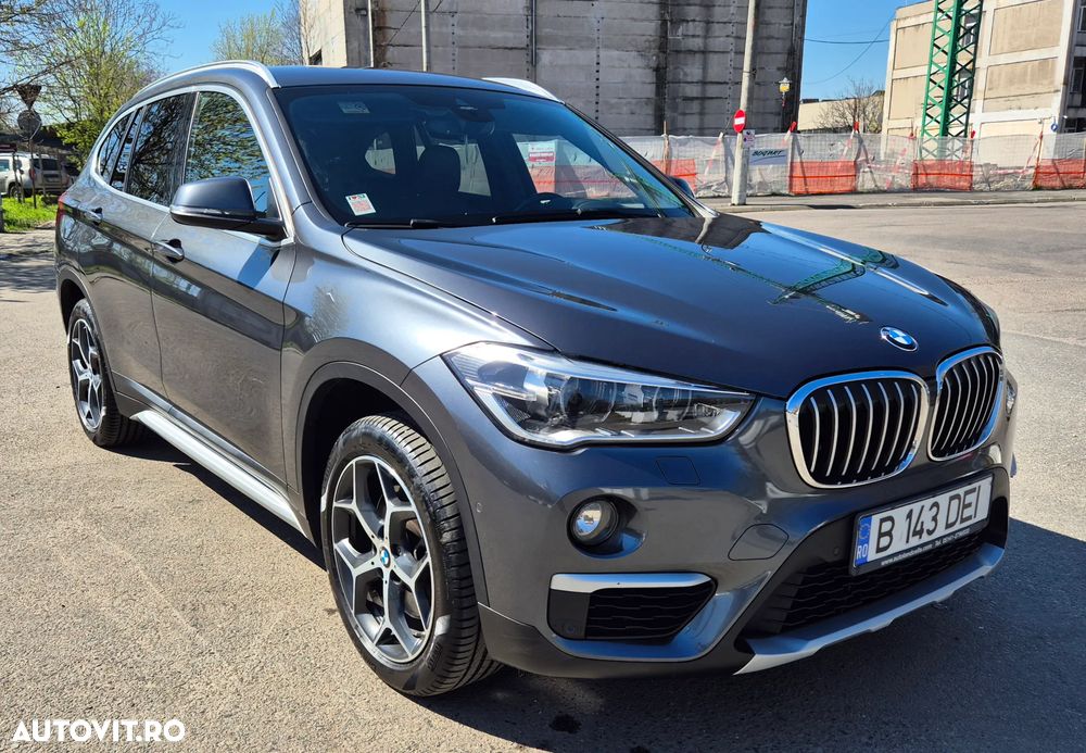 BMW X1 xDrive20i Aut. Sport Line - 1