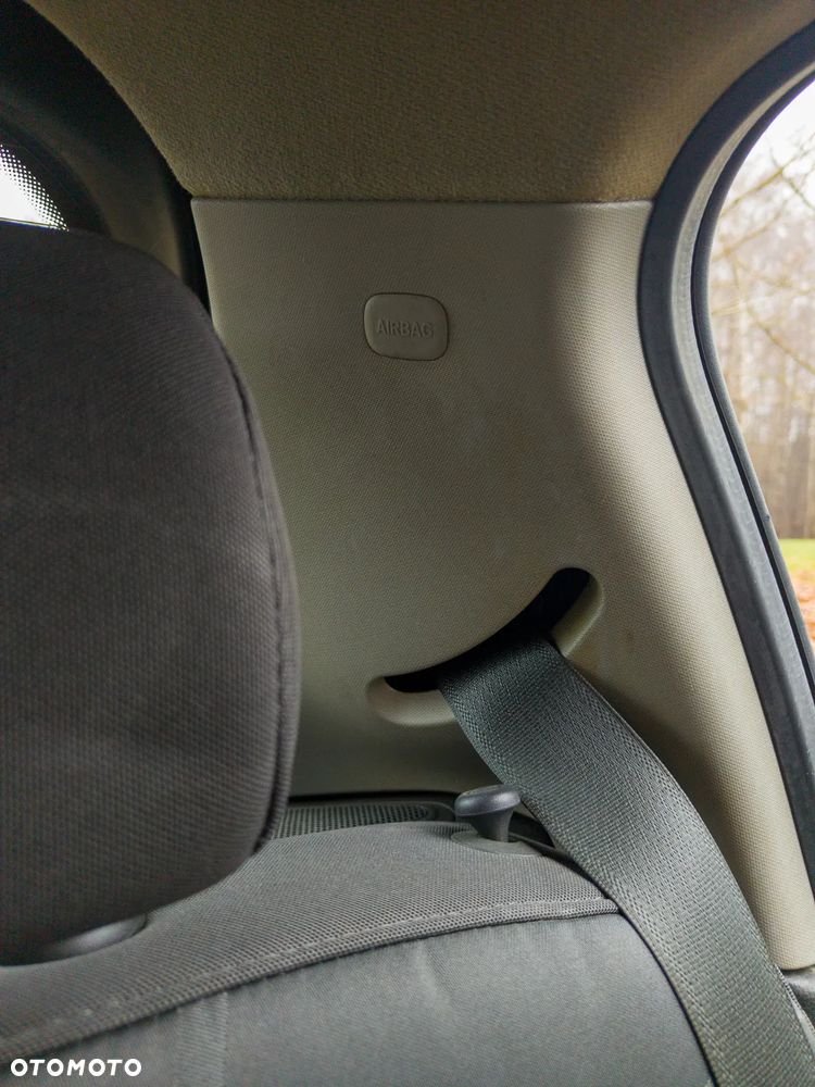 Chevrolet Spark 1.0 LS - 33