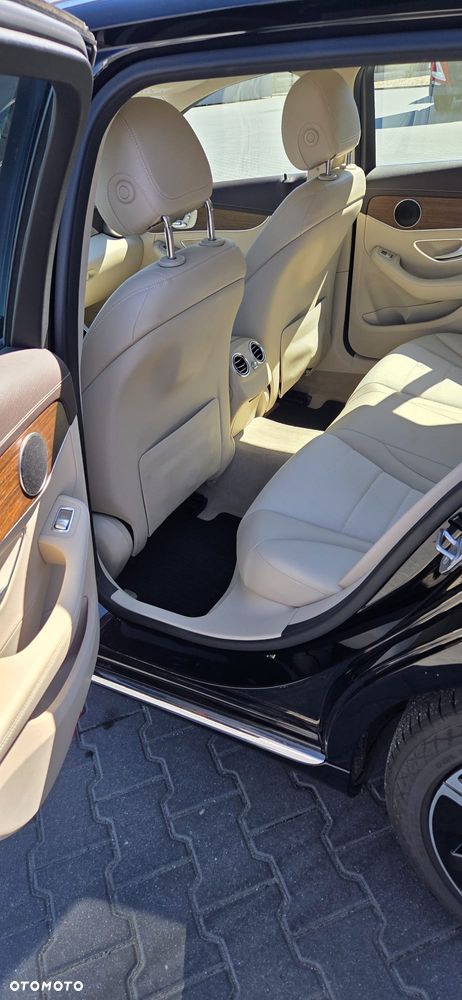 Mercedes-Benz Klasa C 300 e 9G-TRONIC Avantgarde - 15