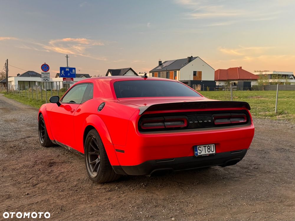 Dodge Challenger - 20