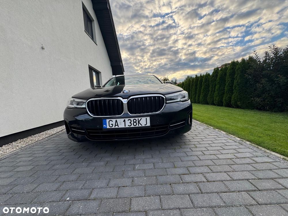 BMW Seria 5 520d xDrive Business Edition - 2