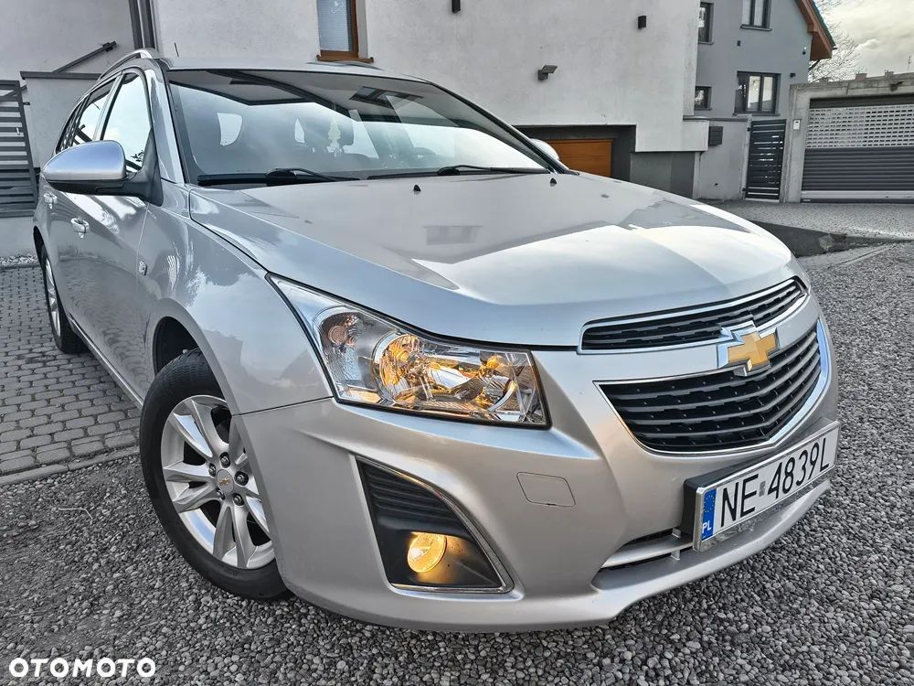 Chevrolet Cruze 1.6 LT - 8