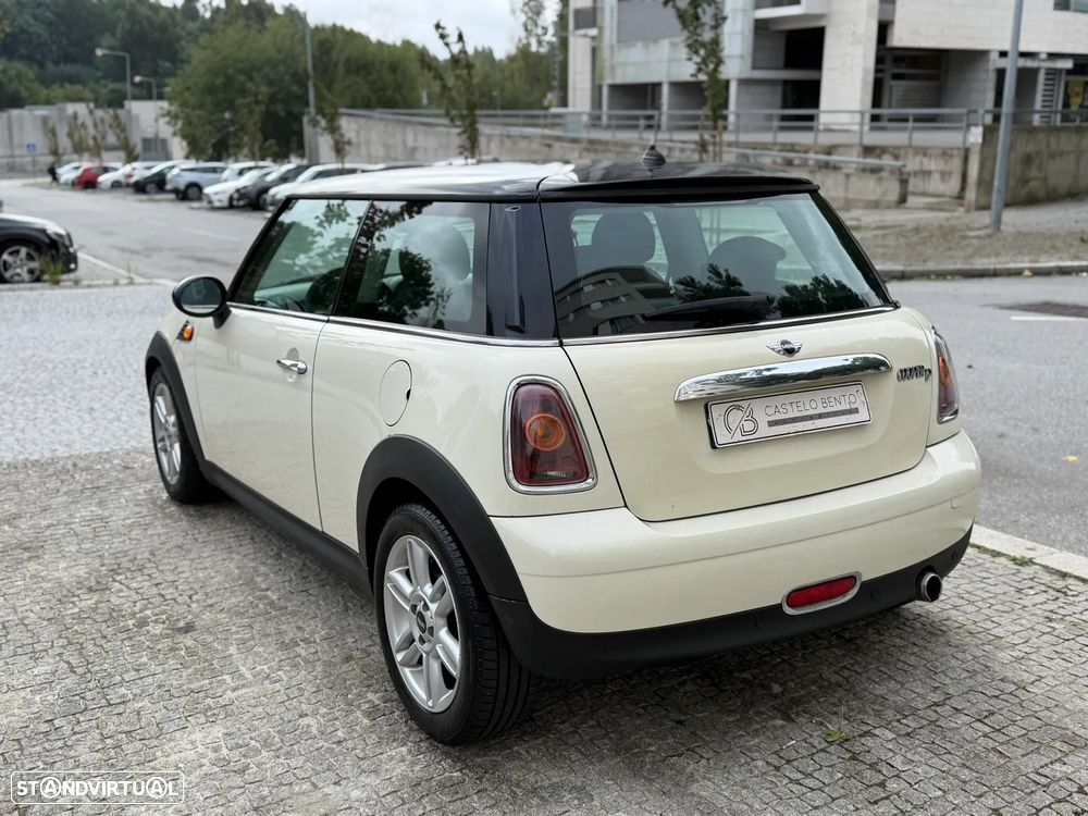 MINI 3 Portas Cooper D - 4