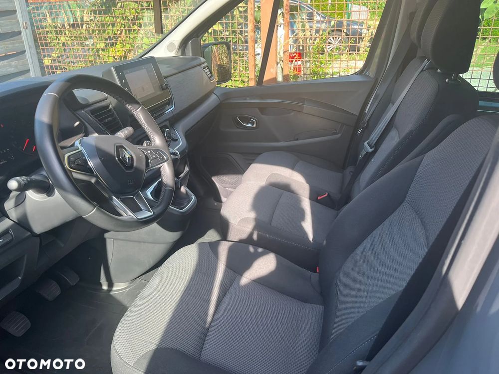 Renault Trafic 2.0 dCi - 6