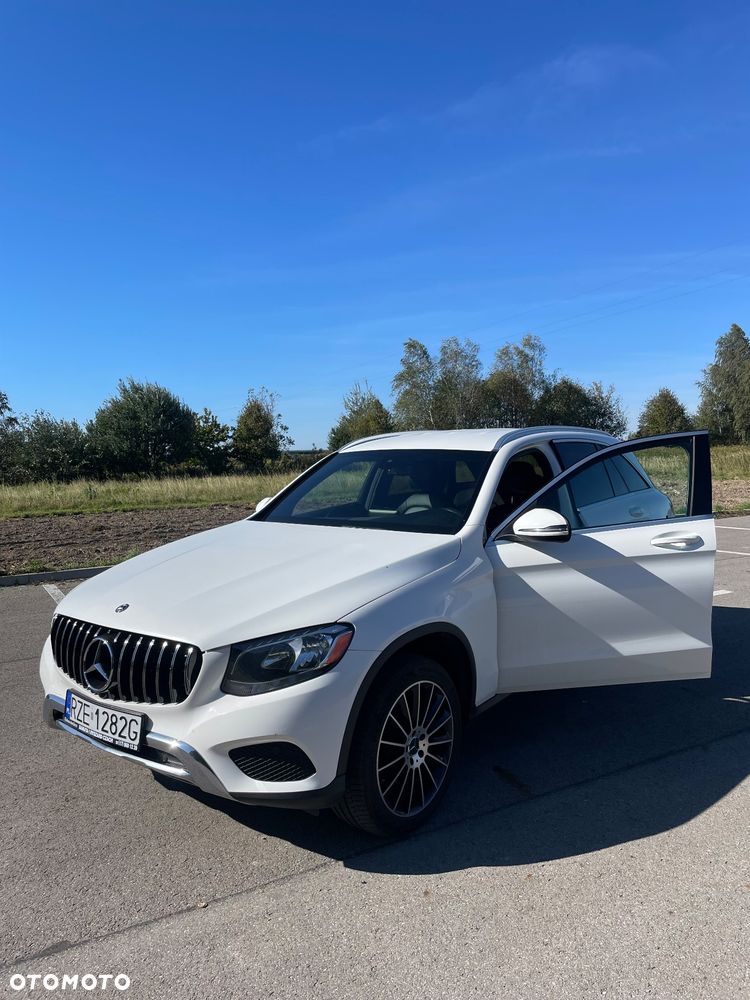Mercedes-Benz GLC 300 4Matic 9G-TRONIC - 13
