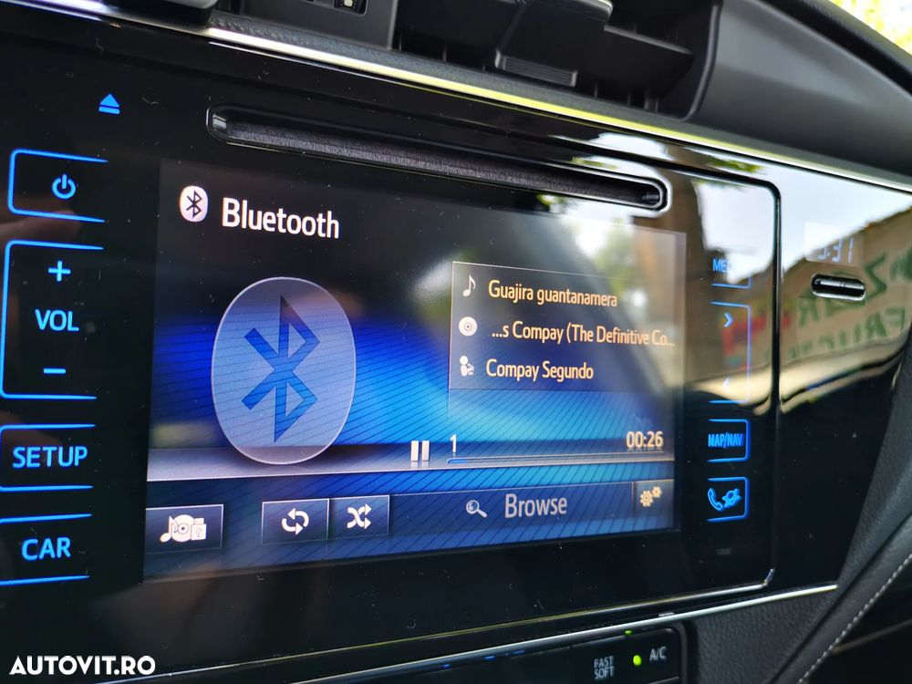 Toyota Auris 1.8 L VVT-i Sol - 7