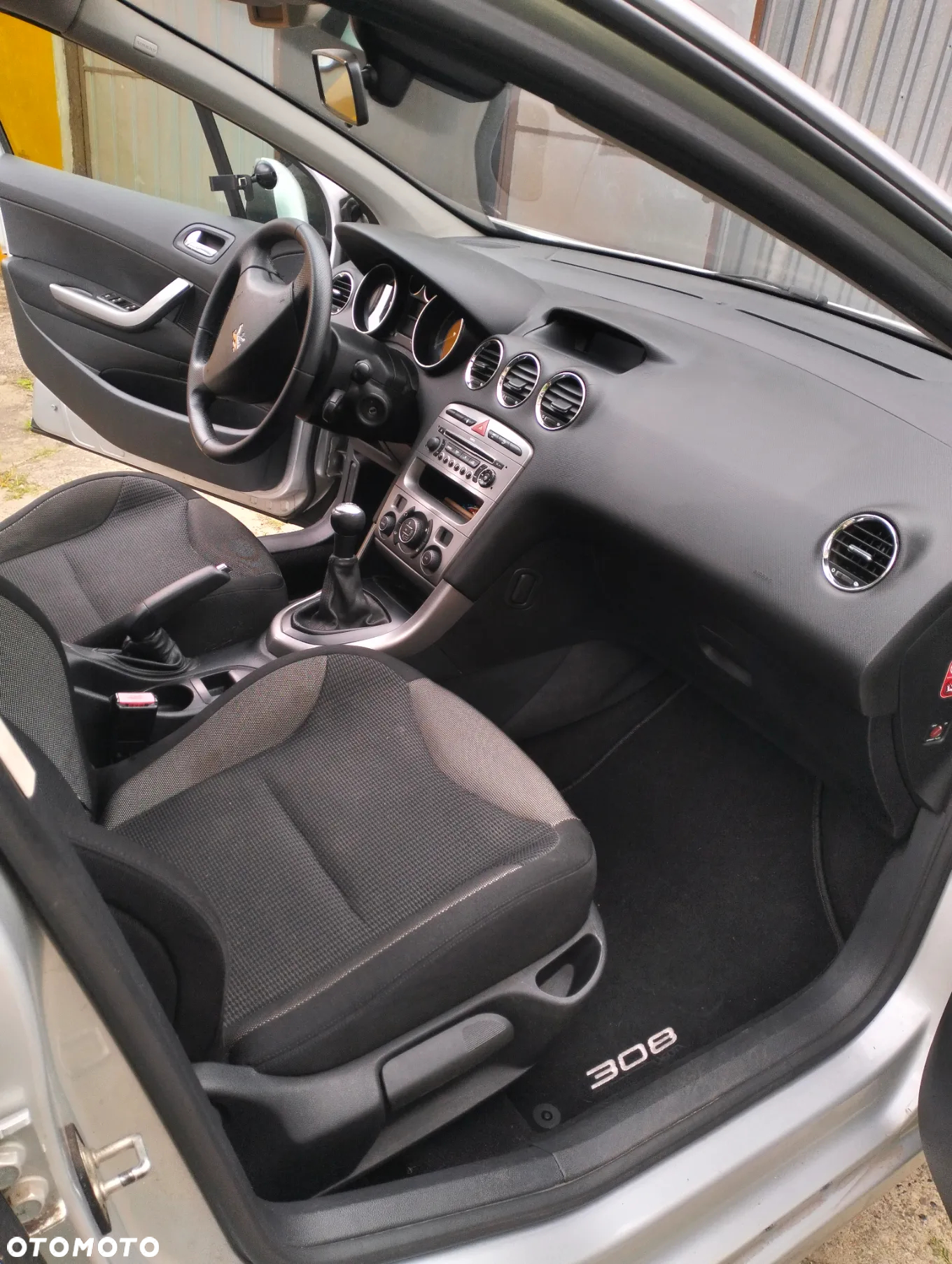 Peugeot 308 - 13