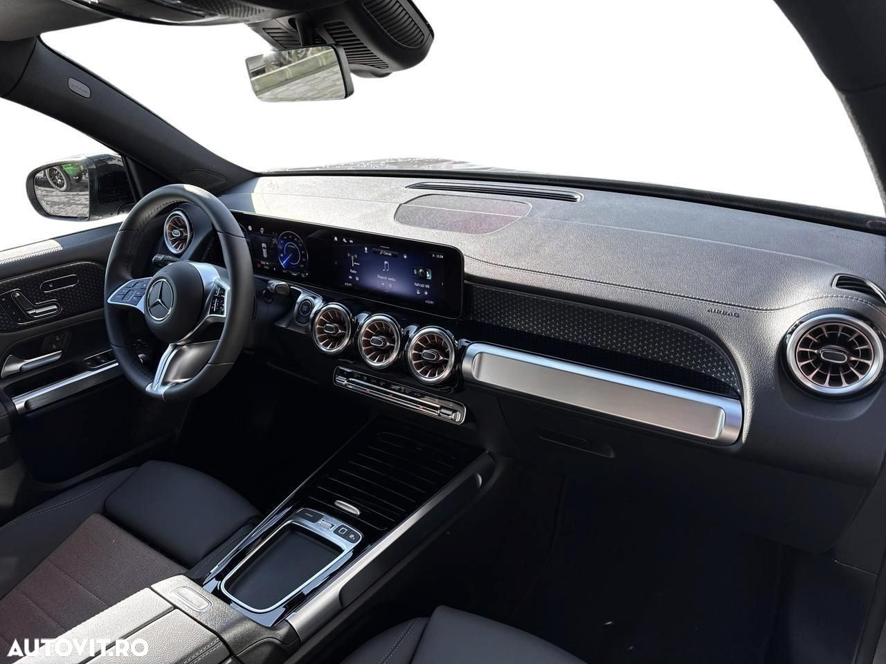 Mercedes-Benz EQB 300 4MATIC - 9
