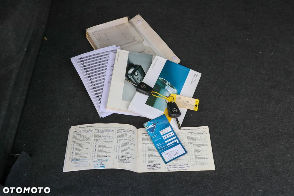 Opel Astra 1.6 Exklusiv - 36