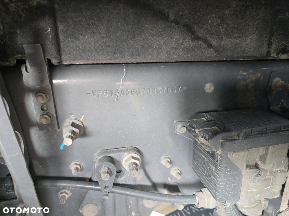 Renault GAMA T480 HIGH standard - 5